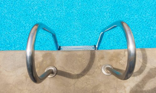 Swimming pool with stairs